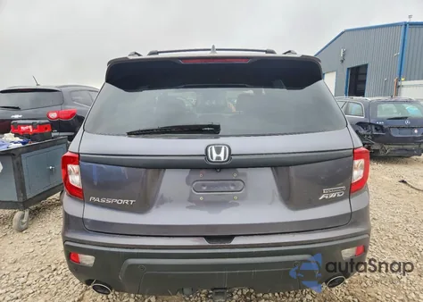 2020 Honda Passport Touring z USA, uszkodzony, nr VIN 5FNYF8H97LB011909